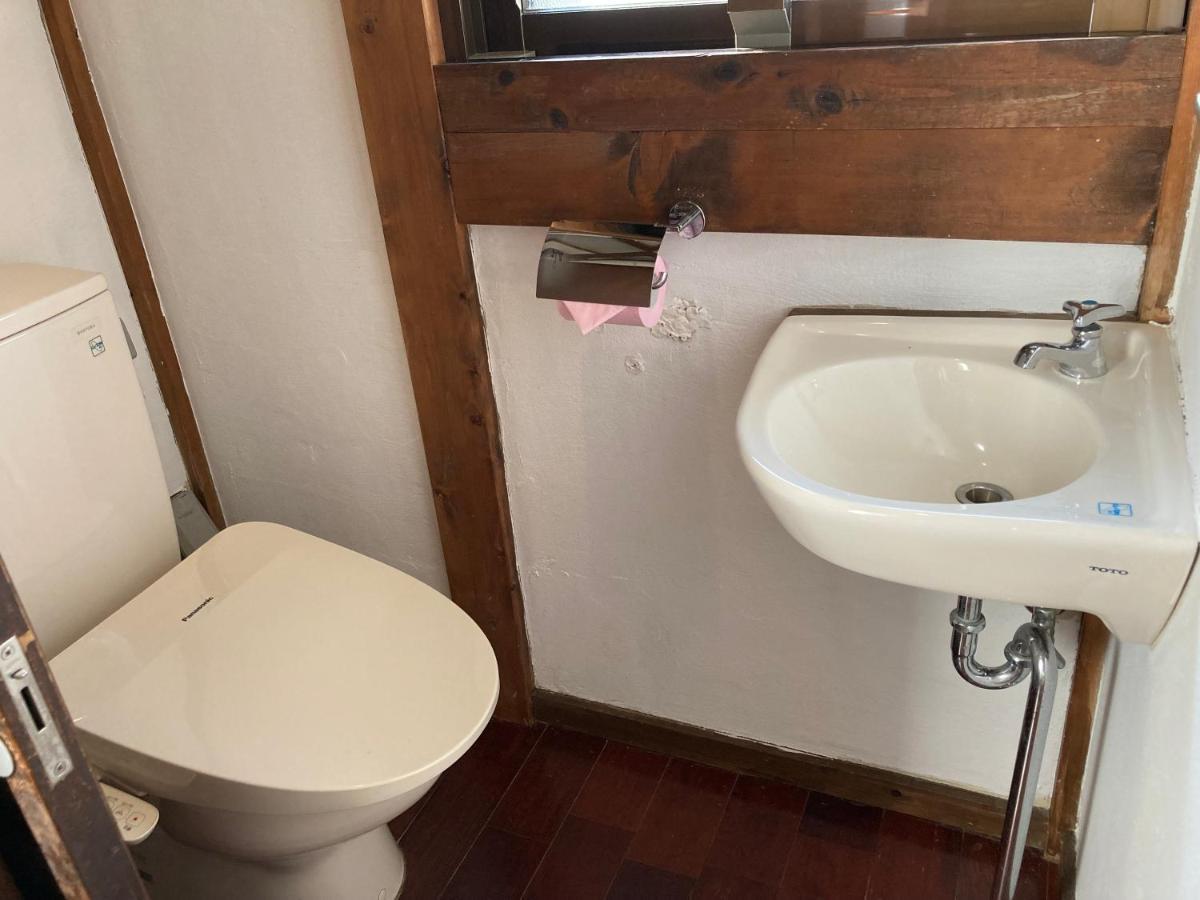 Ｐｅｎｓｉｏｎ　Ｓｈｉｍａｋａｚｅ Hotel Мотобу Екстериор снимка